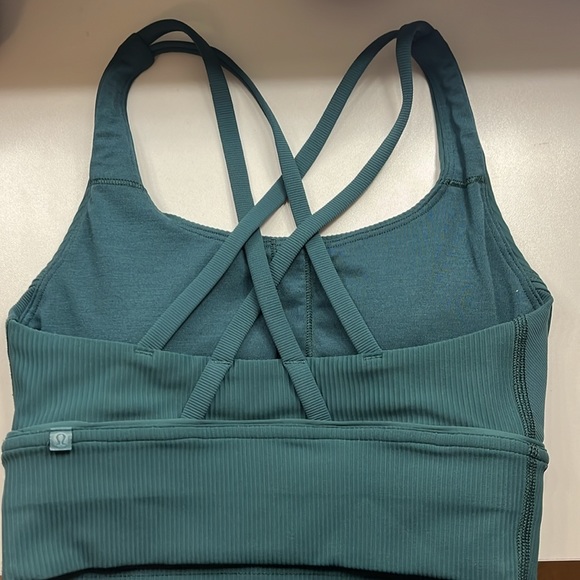 Lululemon green cross back sports bra - Picture 2 of 2